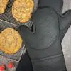 Handle with Care: Exploring the Top Features of Professional Oven Gloves